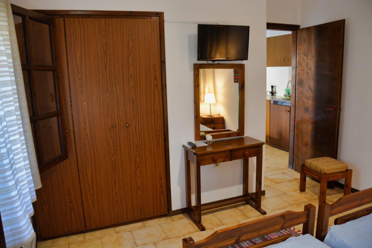 Papatzikos Traditional Guesthouse Неос-Мармарас Экстерьер фото