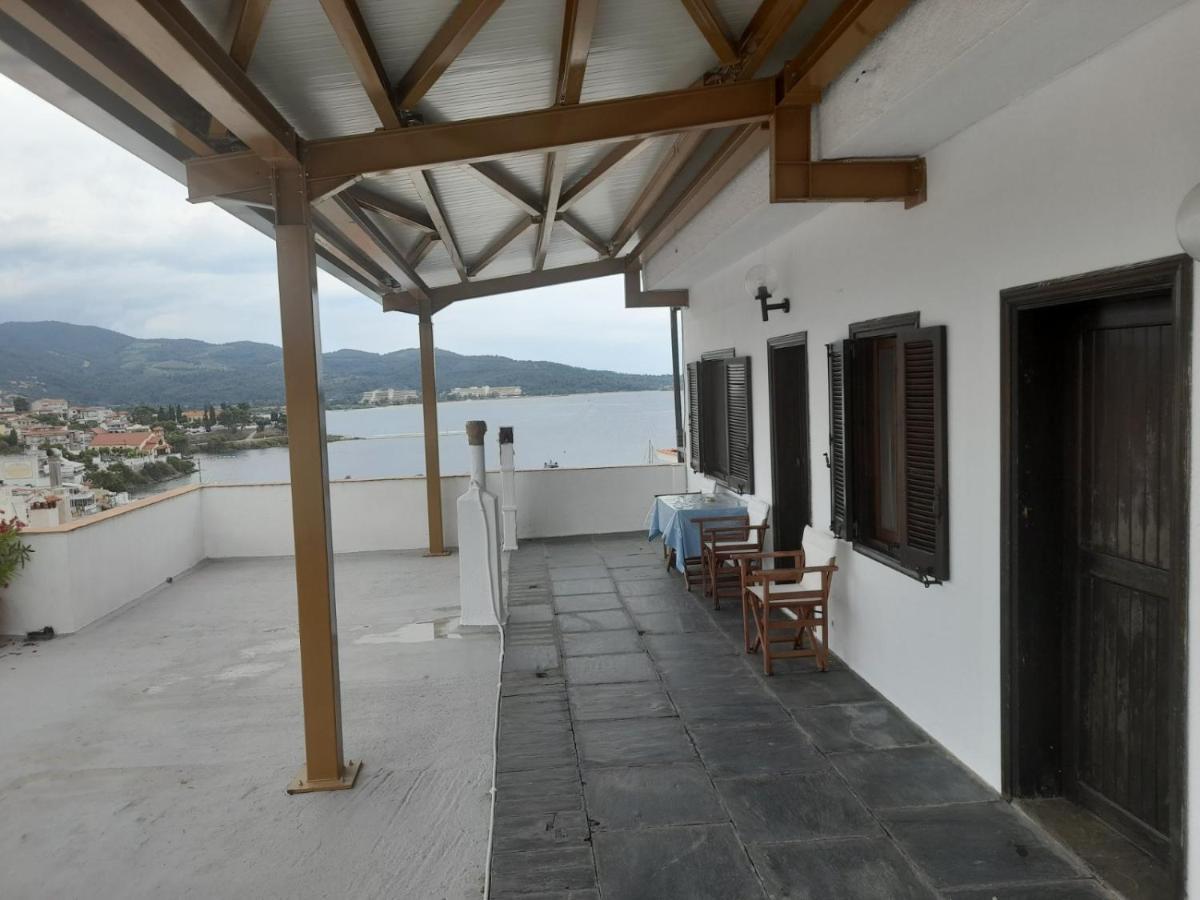 Papatzikos Traditional Guesthouse Неос-Мармарас Экстерьер фото