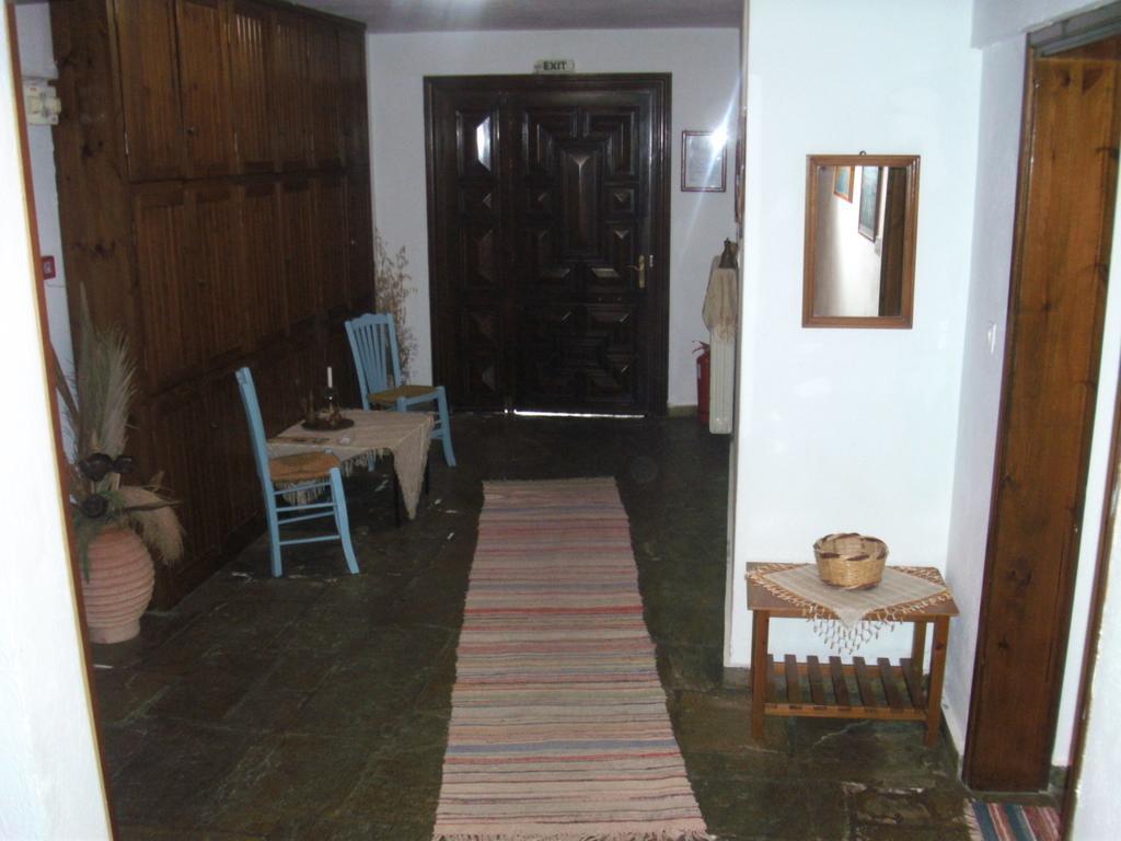 Papatzikos Traditional Guesthouse Неос-Мармарас Экстерьер фото