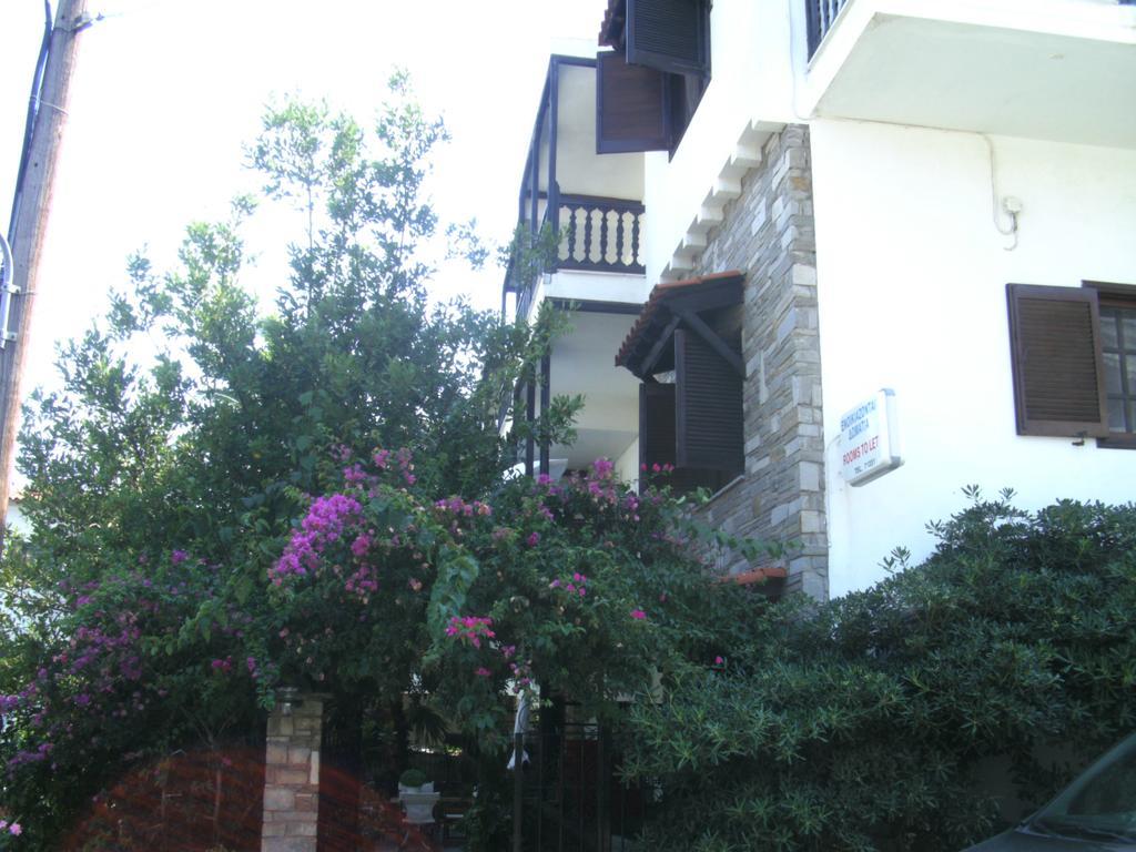 Papatzikos Traditional Guesthouse Неос-Мармарас Экстерьер фото
