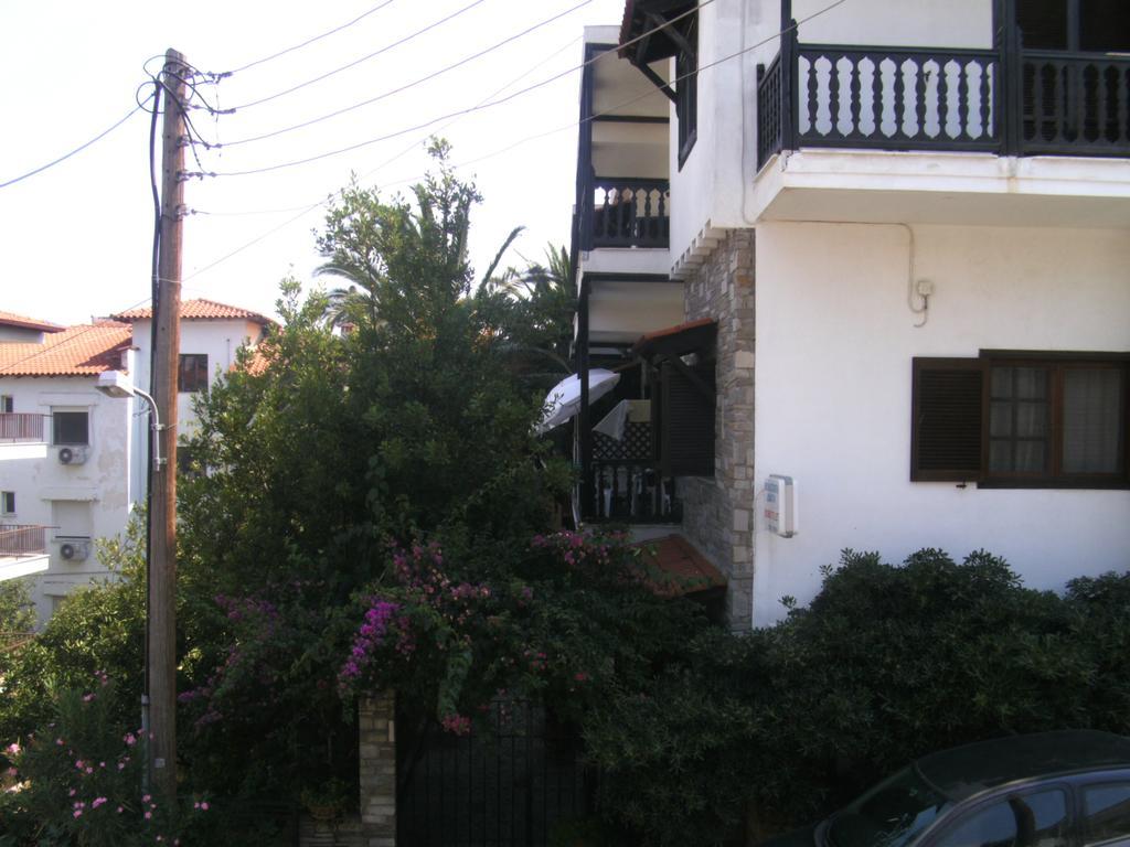 Papatzikos Traditional Guesthouse Неос-Мармарас Экстерьер фото