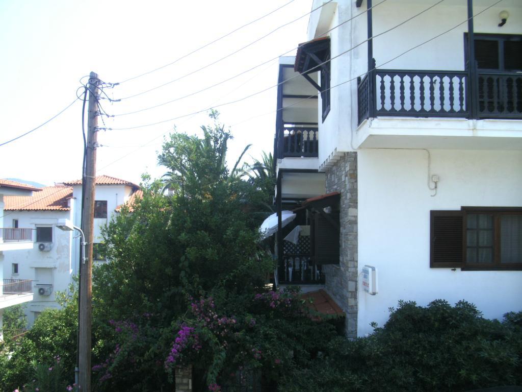 Papatzikos Traditional Guesthouse Неос-Мармарас Экстерьер фото